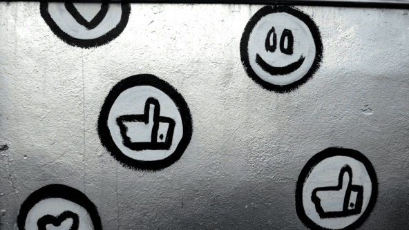 Greyed out social media icons